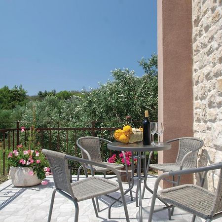 Awesome Home In Smokvica With Kitchen Dış mekan fotoğraf
