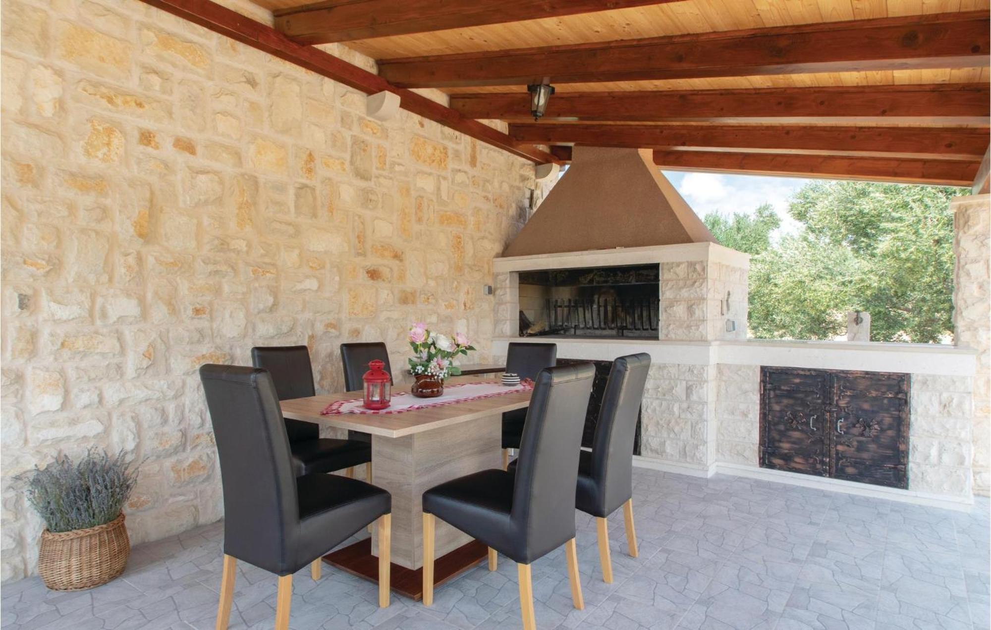 Awesome Home In Smokvica With Kitchen Dış mekan fotoğraf