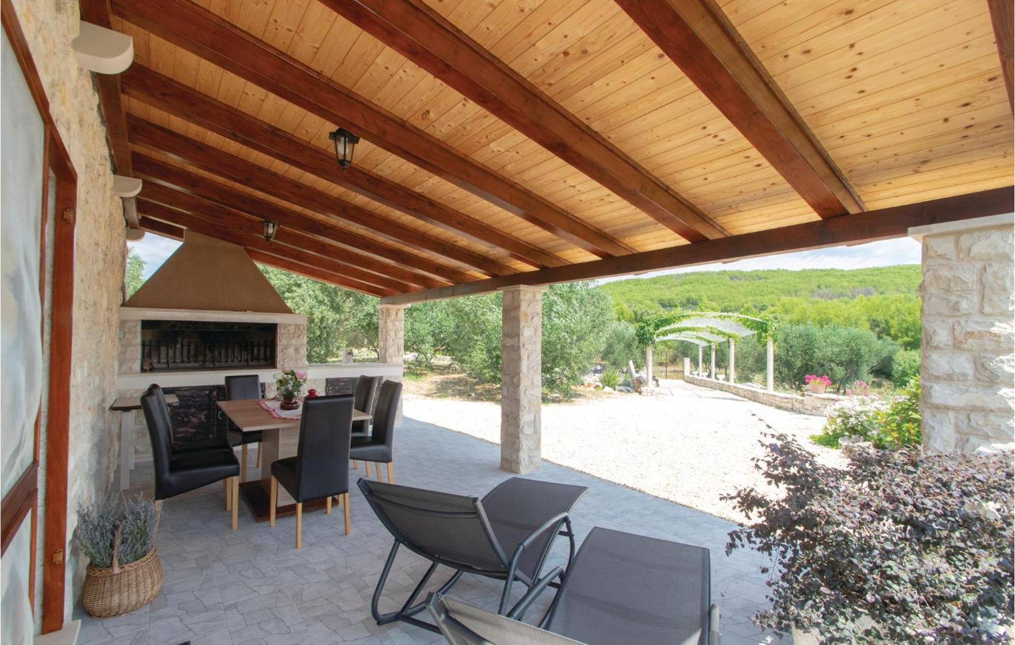 Awesome Home In Smokvica With Kitchen Dış mekan fotoğraf