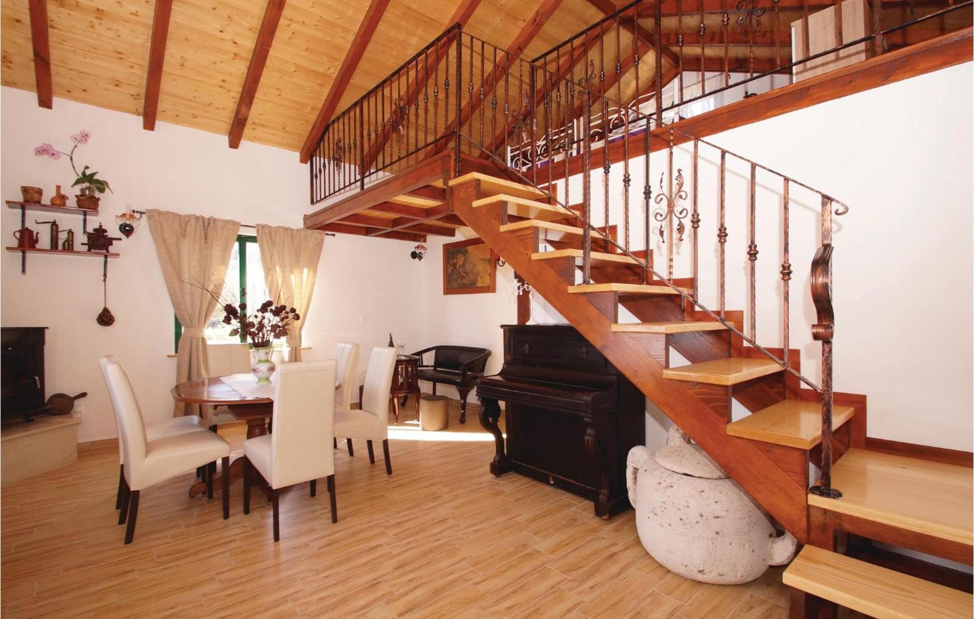 Awesome Home In Smokvica With Kitchen Dış mekan fotoğraf