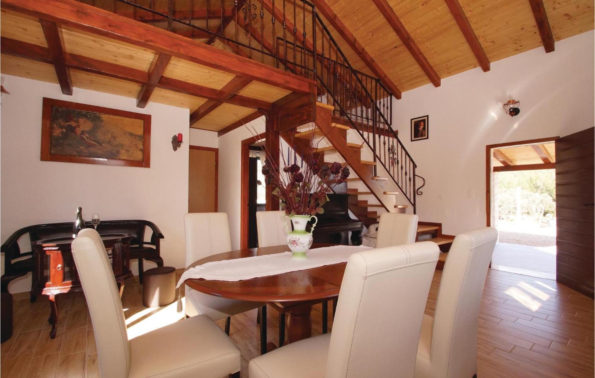 Awesome Home In Smokvica With Kitchen Dış mekan fotoğraf